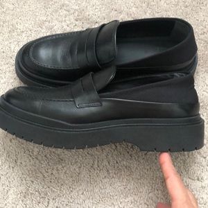 Zara thick sole shoes NWOT